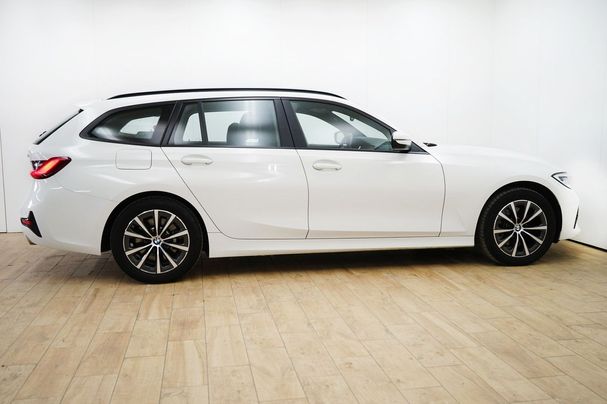 BMW 320 e Touring Advantage 150 kW image number 8