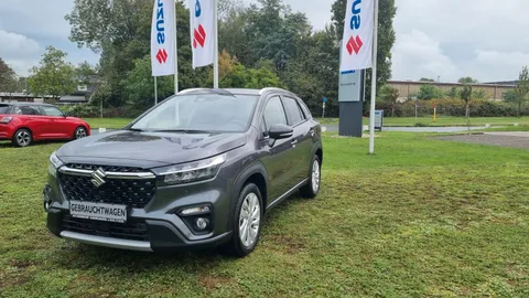 Car image 1