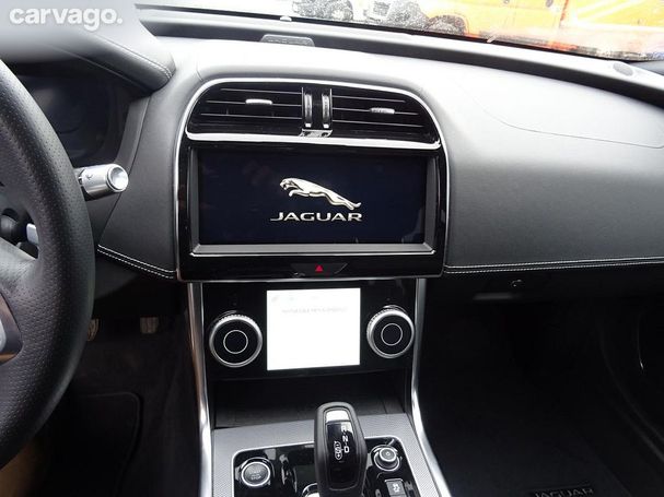 Jaguar XE D180 SE 132 kW image number 36