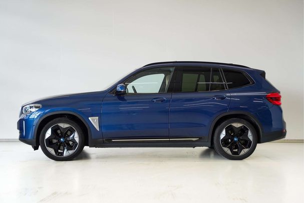 BMW iX3 M Sport 210 kW image number 3