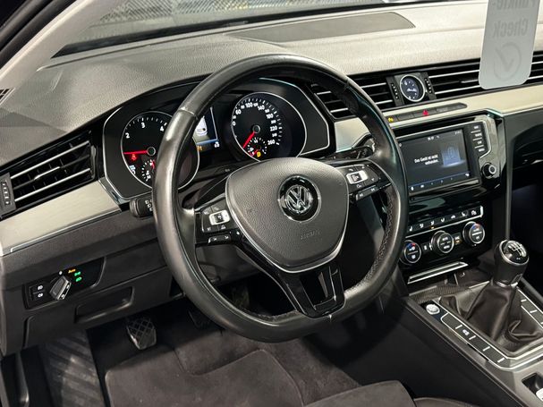 Volkswagen Passat 2.0 110 kW image number 23