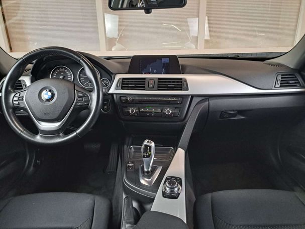 BMW 320i 135 kW image number 6