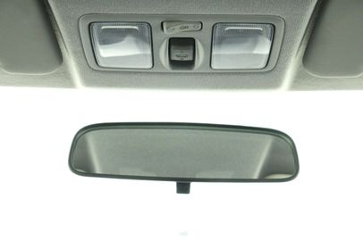 Car image 33