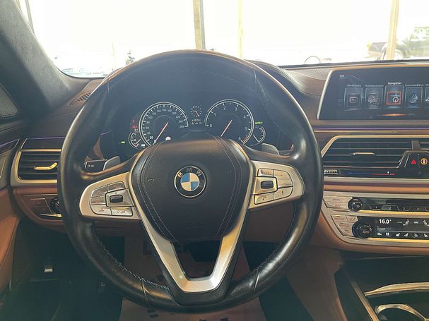 BMW 740d xDrive 235 kW image number 9