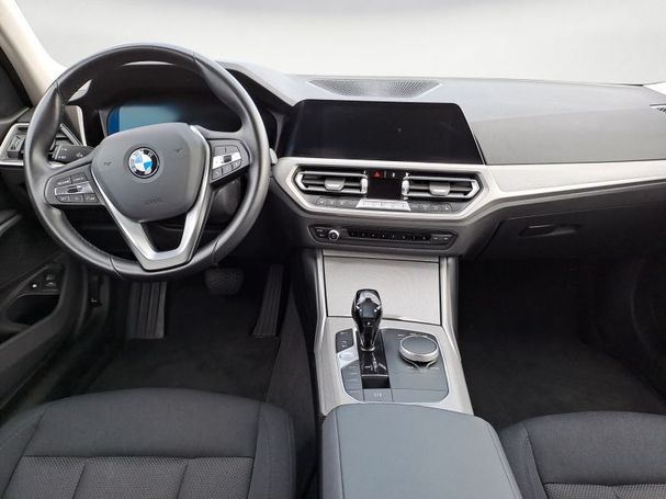 BMW 320 e Touring Advantage 150 kW image number 12