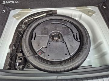 Car image 41