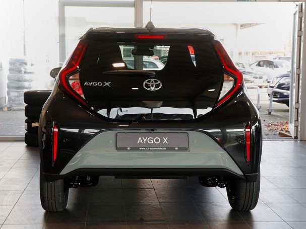 Toyota Aygo X 1.0 53 kW image number 4