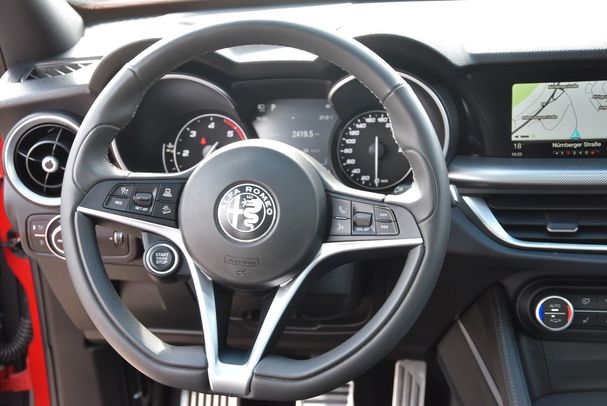 Alfa Romeo Stelvio Q4 B-Tech 154 kW image number 19