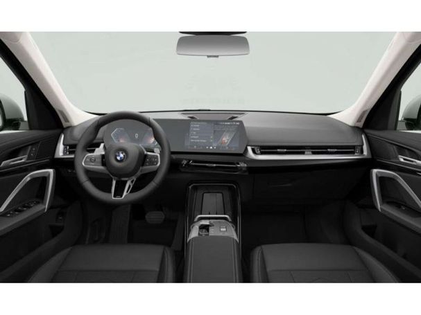 BMW X1 sDrive18i 100 kW image number 6