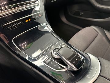 Car image 35