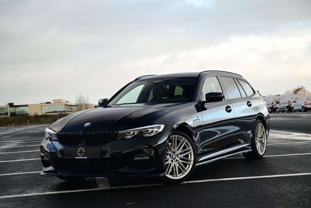 BMW 330 Hybrid 218 kW image number 1