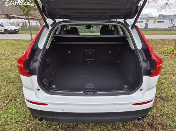 Volvo XC60 B4 AWD Momentum Pro 145 kW image number 13