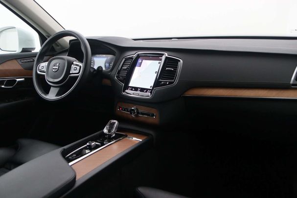 Volvo XC90 T8 Recharge AWD 335 kW image number 17