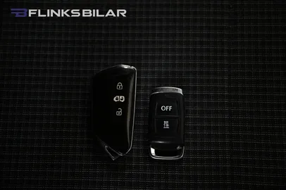 Car image 32