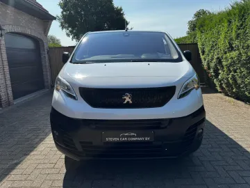 Car image 33