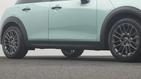 Car image 22