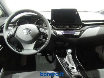 Car image 9