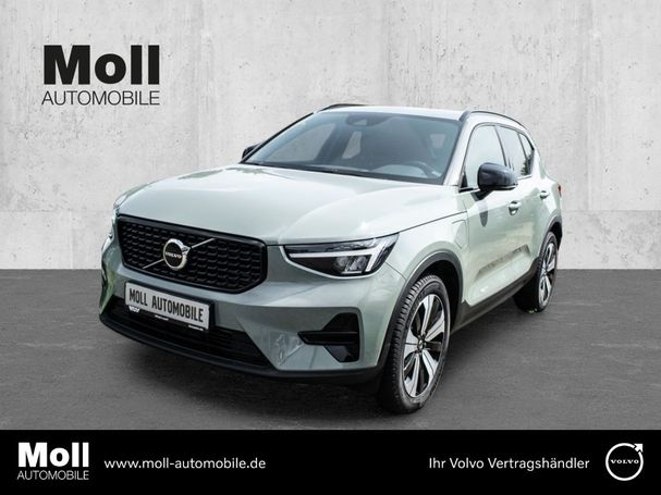 Volvo XC40 Recharge Plug-in Hybrid T4 Plus Dark 155 kW image number 1