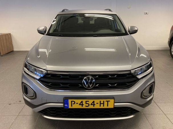 Volkswagen T-Roc 1.5 TSI DSG 110 kW image number 3