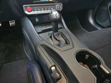 Car image 15