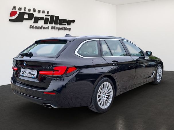 BMW 530d Touring xDrive 210 kW image number 3