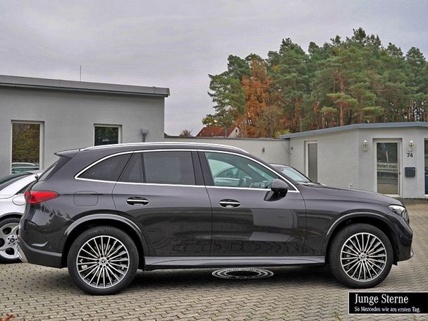 Mercedes-Benz GLC 300 e AMG 230 kW image number 3