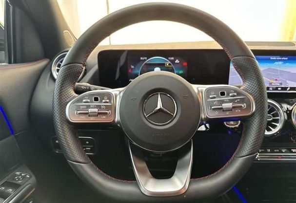 Mercedes-Benz GLA 200 d 110 kW image number 13