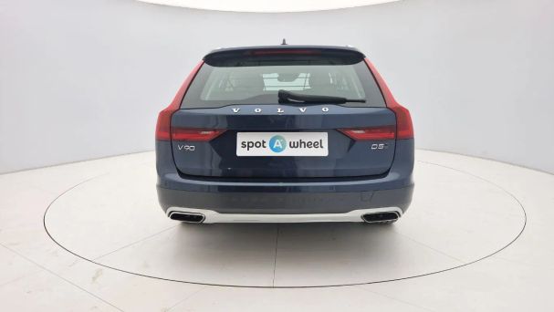 Volvo V90 Cross Country D5 AWD 173 kW image number 2