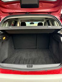 Car image 36