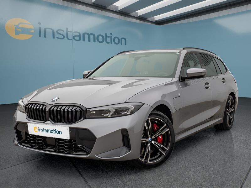 BMW 330 215 kW