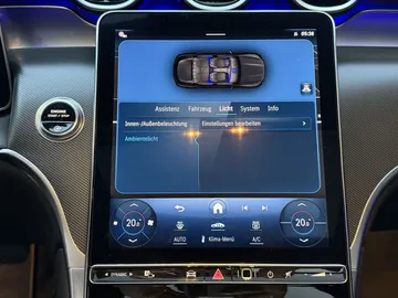 Car image 27