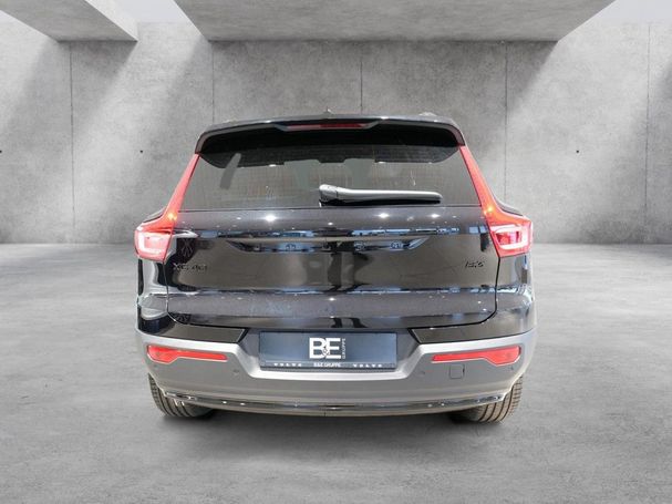 Volvo XC40 B3 Plus Black Edition 120 kW image number 5