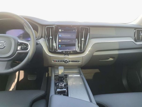 Volvo XC60 B4 Plus 145 kW image number 15