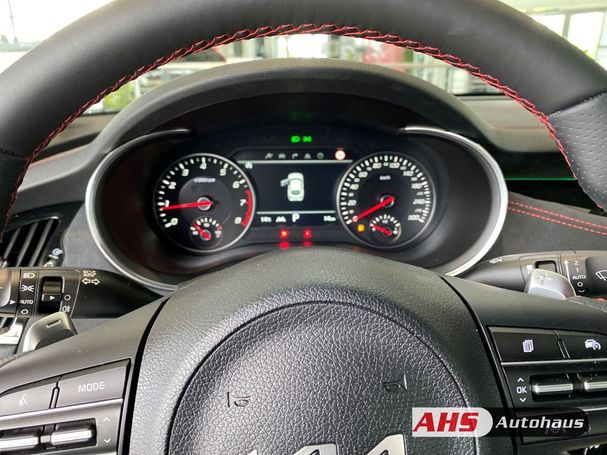 Kia Stinger 3.3 T-GDi AWD GT 269 kW image number 13