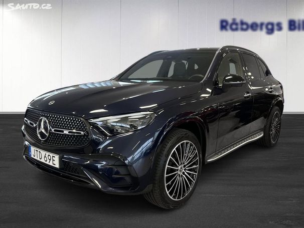 Mercedes-Benz GLC 300 de AMG Premium Plus 4Matic 245 kW image number 2