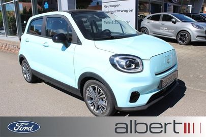 Car image 2