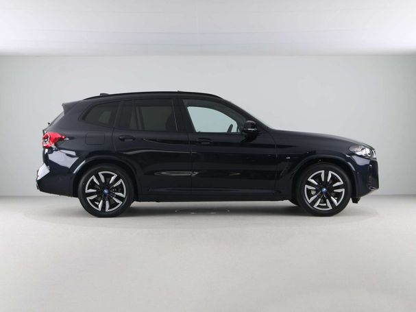 BMW iX3 80 kWh 210 kW image number 7