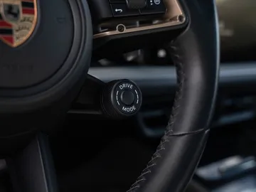 Car image 37