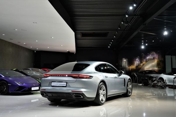 Porsche Panamera 4 E-Hybrid 340 kW image number 3