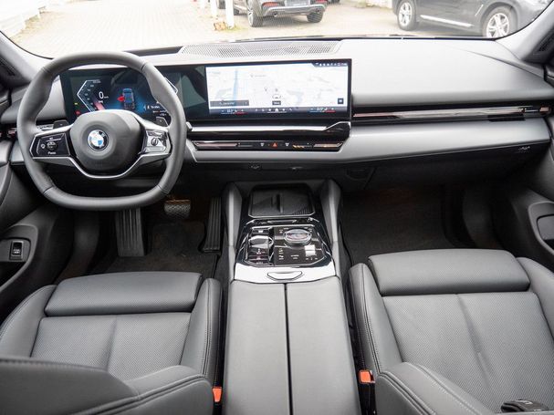 BMW 520i 140 kW image number 9