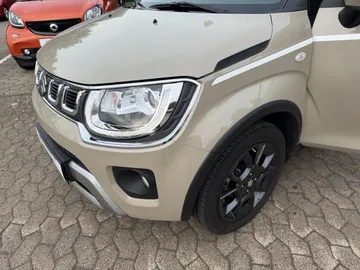 Car image 16