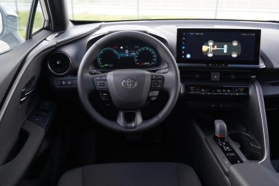 Car image 24