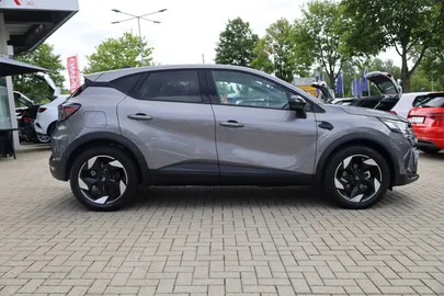 Car image 36