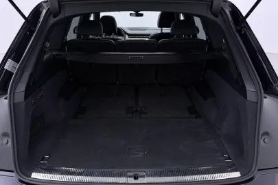 Car image 49