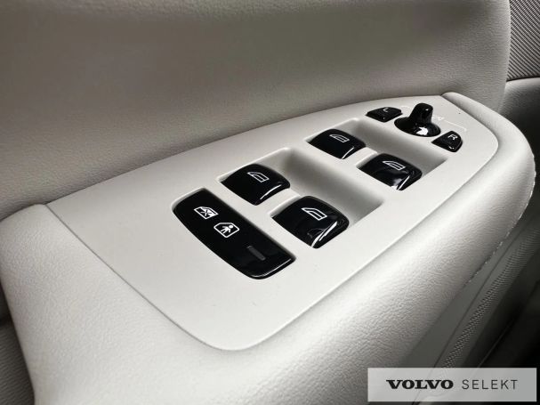 Volvo XC90 AWD 173 kW image number 19