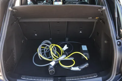 Car image 33
