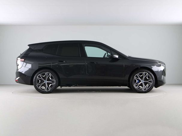 BMW iX xDrive40 240 kW image number 7