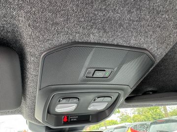 Car image 35