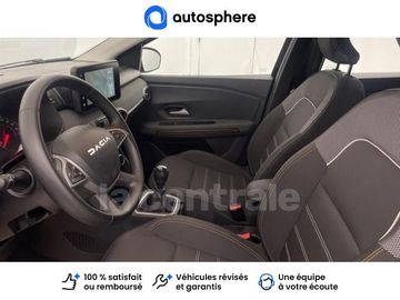 Car image 15