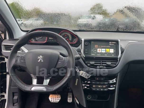 Peugeot 2008 PureTech 110 EAT6 81 kW image number 8